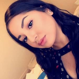 Meet your Posher, Daniela